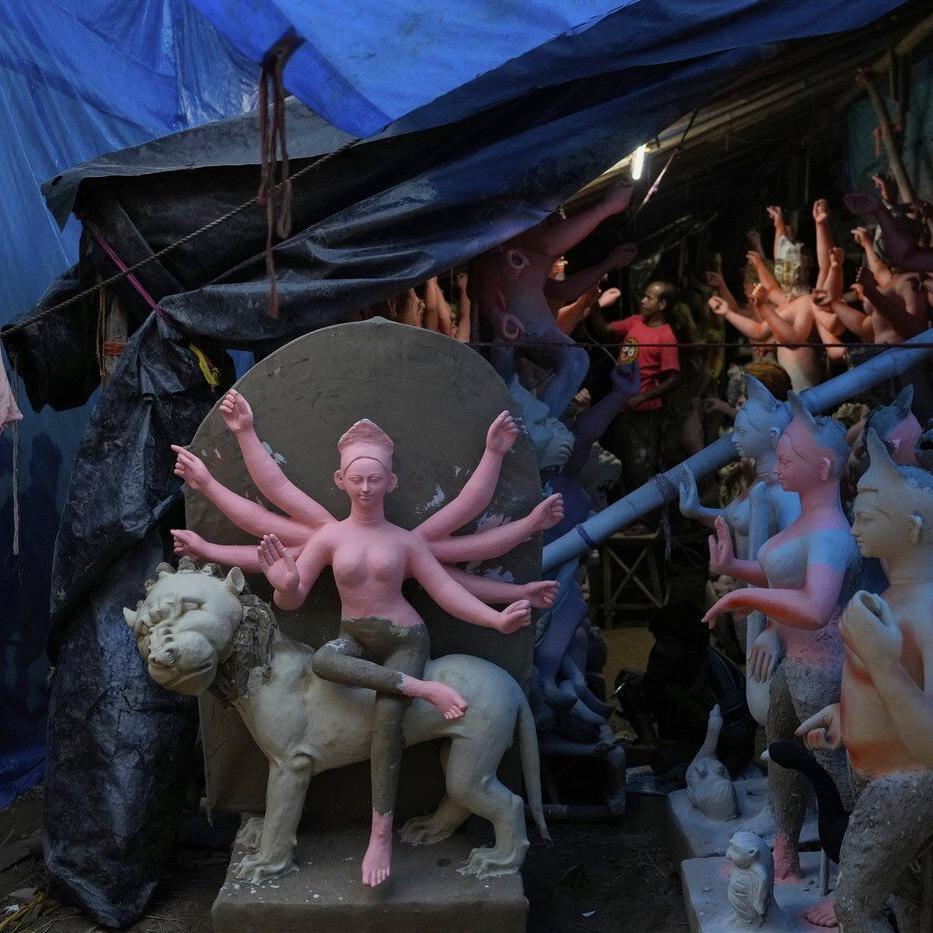 Photos of a Hindu goddess' idols being handcrafted for the Durga festival in India